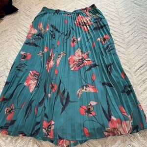 NWT A New Day Midi floral pleated skirt